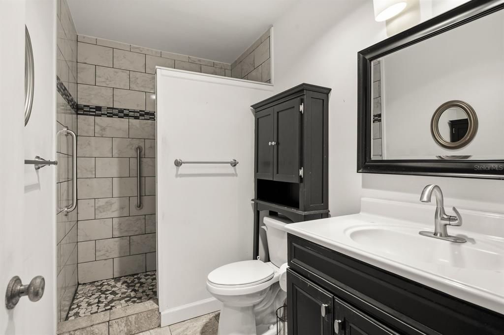En Venta: $175,000 (2 camas, 2 baños, 1360 Pies cuadrados)