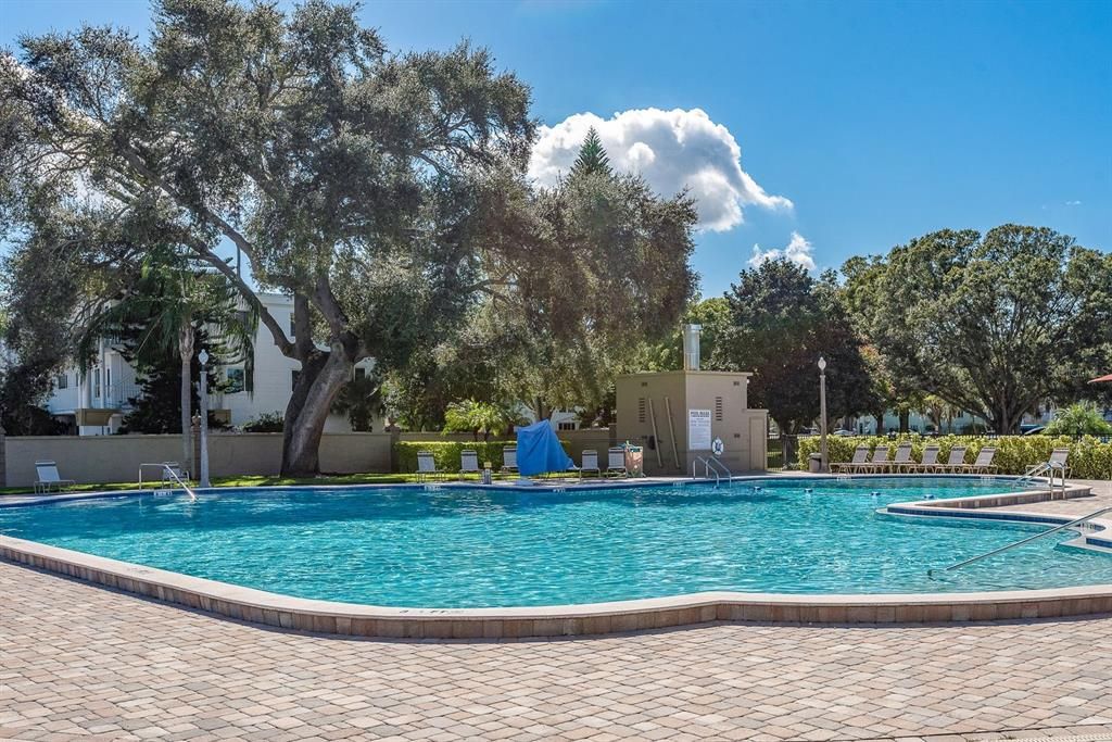 En Venta: $175,000 (2 camas, 2 baños, 1360 Pies cuadrados)