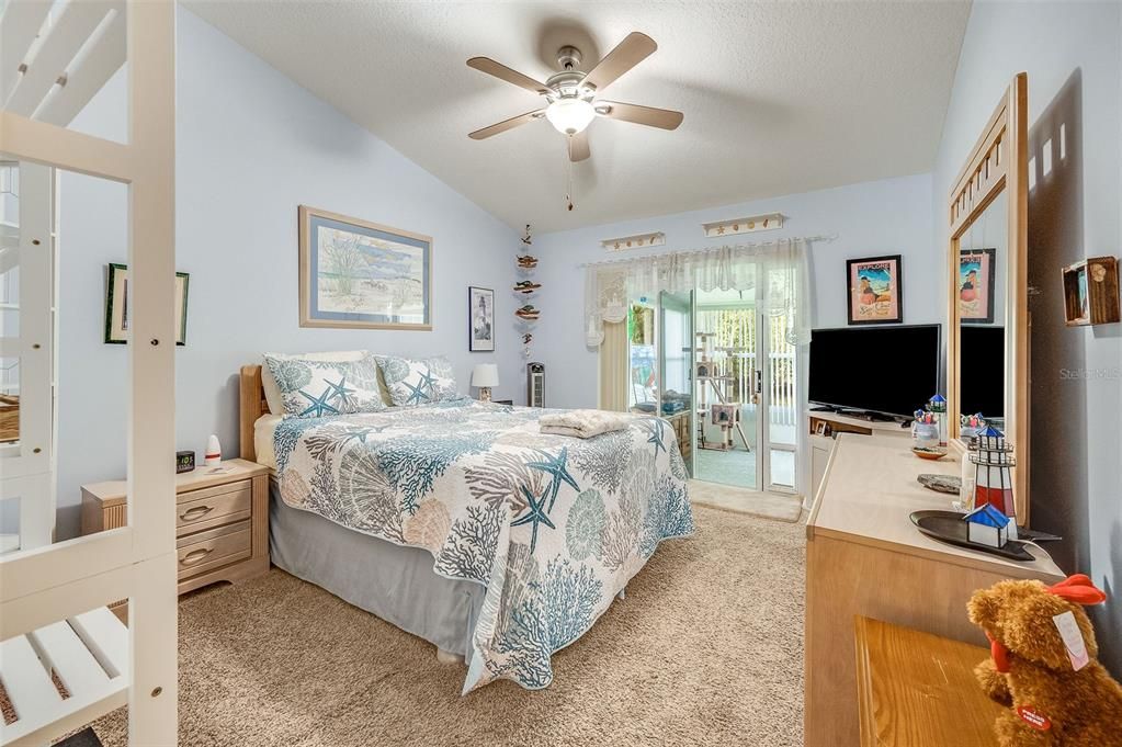 For Sale: $549,000 (3 beds, 2 baths, 2229 Square Feet)