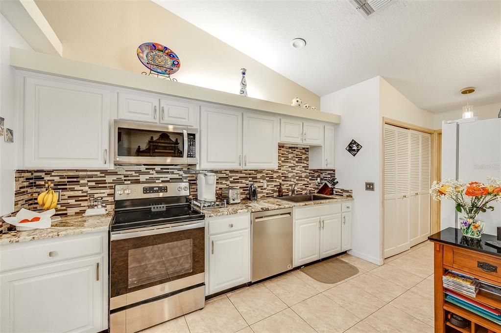 For Sale: $549,000 (3 beds, 2 baths, 2229 Square Feet)