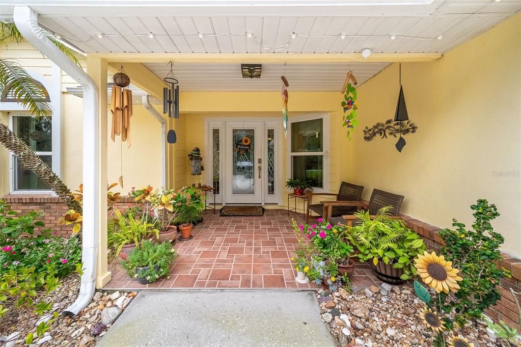 For Sale: $549,000 (3 beds, 2 baths, 2229 Square Feet)