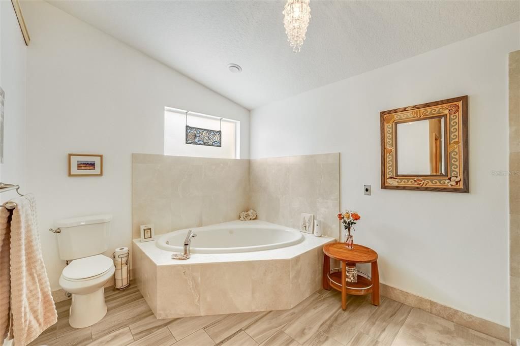 For Sale: $549,000 (3 beds, 2 baths, 2229 Square Feet)