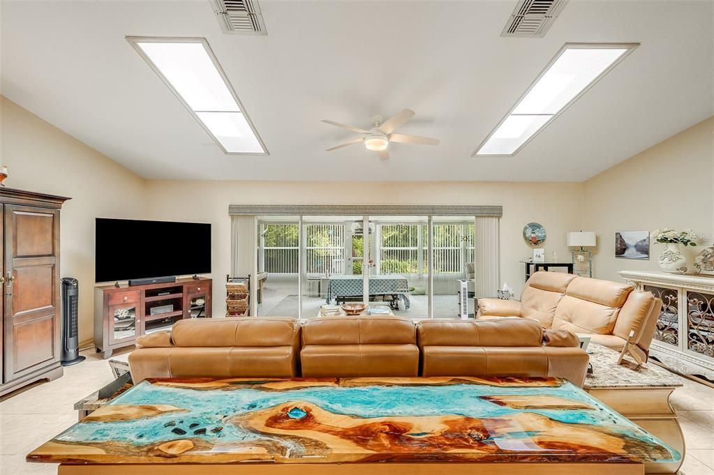 For Sale: $549,000 (3 beds, 2 baths, 2229 Square Feet)
