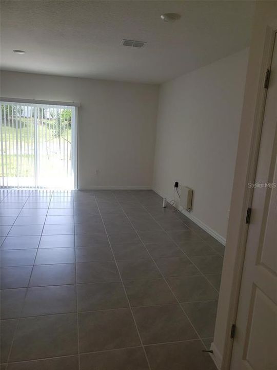 В аренду: $1,795 (3 спален, 2 ванн, 1488 Квадратных фут)
