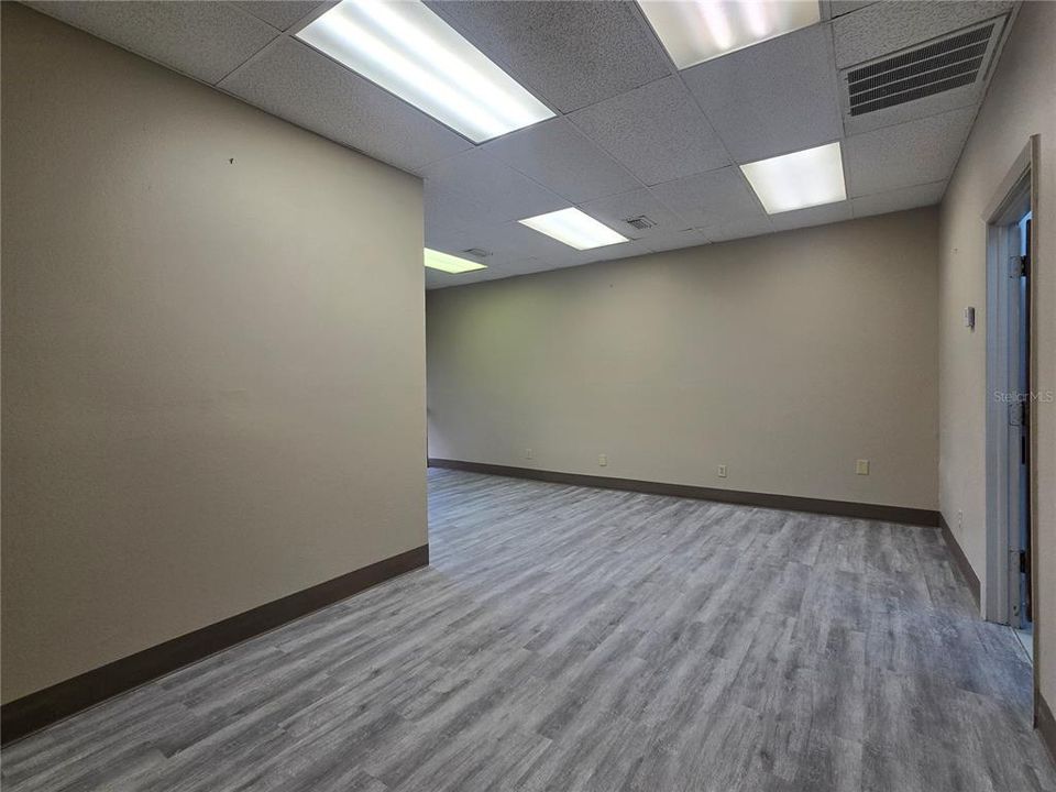 For Sale: $27,600 (0 beds, 0 baths, 1239 Square Feet)