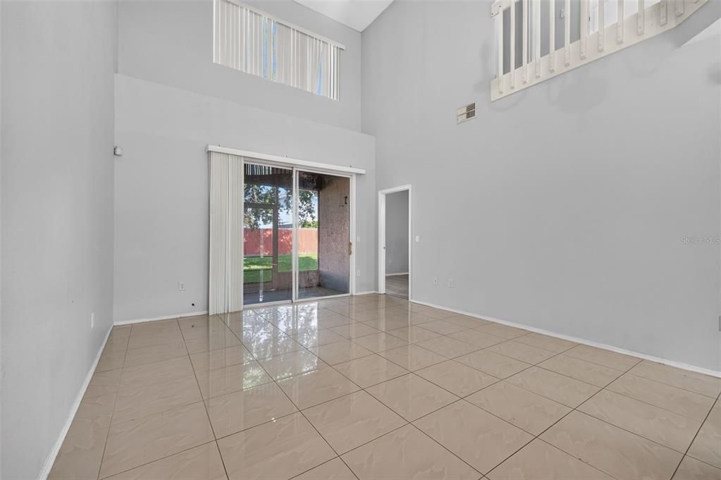 На продажу: $289,900 (3 спален, 2 ванн, 1543 Квадратных фут)