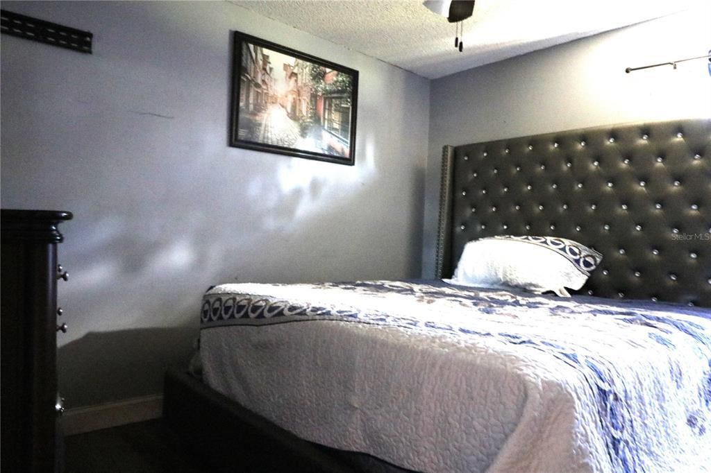 En Venta: $489,900 (5 camas, 2 baños, 1856 Pies cuadrados)