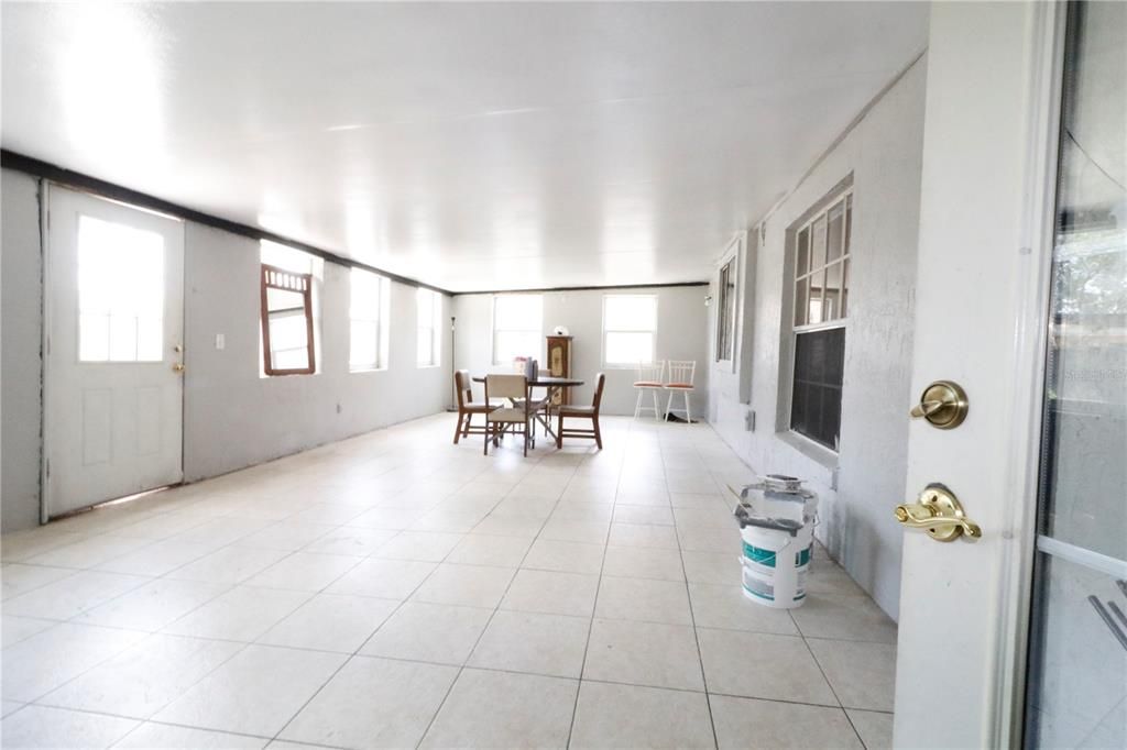 En Venta: $489,900 (5 camas, 2 baños, 1856 Pies cuadrados)