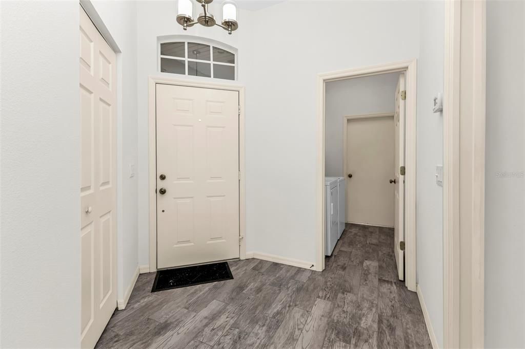 For Sale: $328,000 (3 beds, 2 baths, 1698 Square Feet)