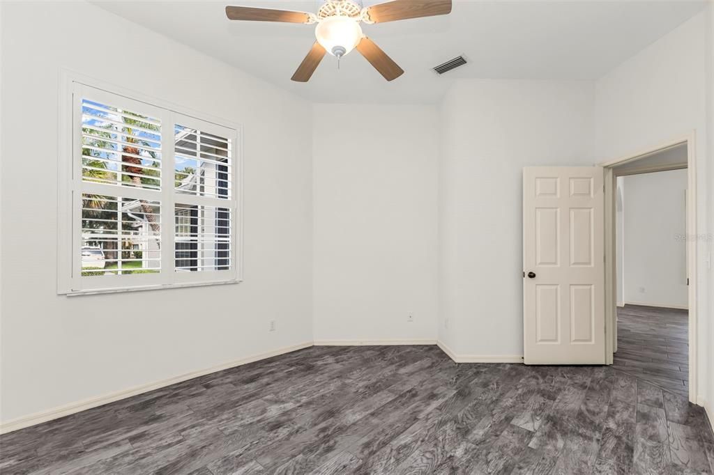 For Sale: $328,000 (3 beds, 2 baths, 1698 Square Feet)