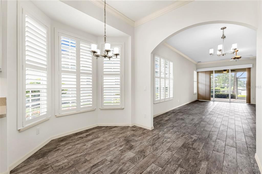 For Sale: $328,000 (3 beds, 2 baths, 1698 Square Feet)