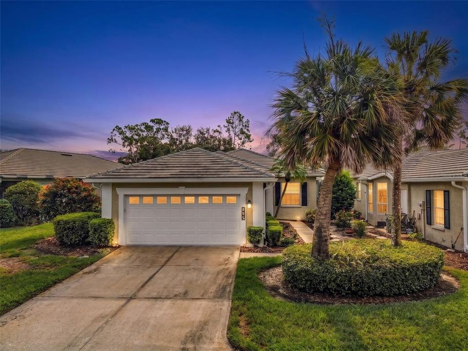For Sale: $328,000 (3 beds, 2 baths, 1698 Square Feet)
