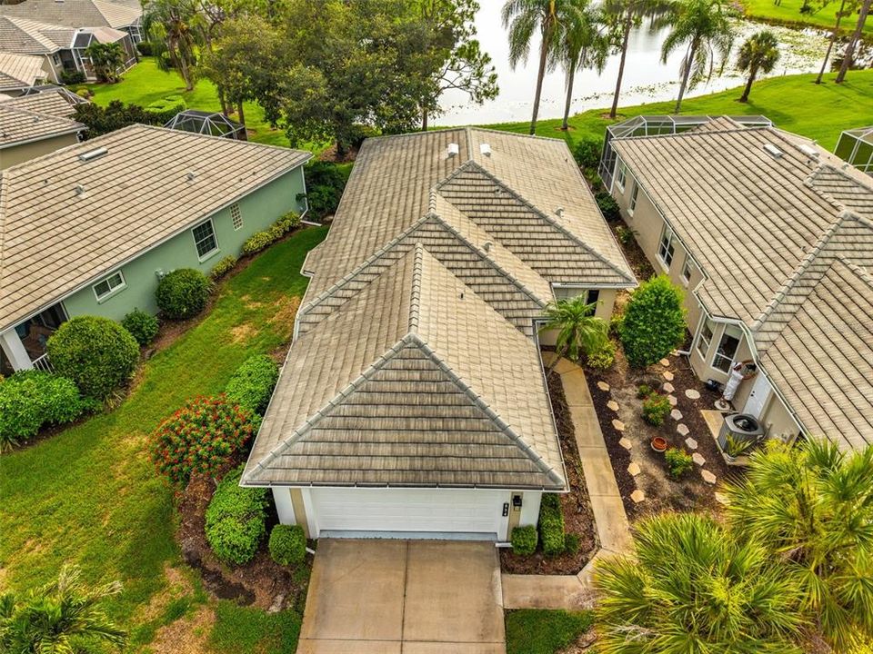 For Sale: $328,000 (3 beds, 2 baths, 1698 Square Feet)