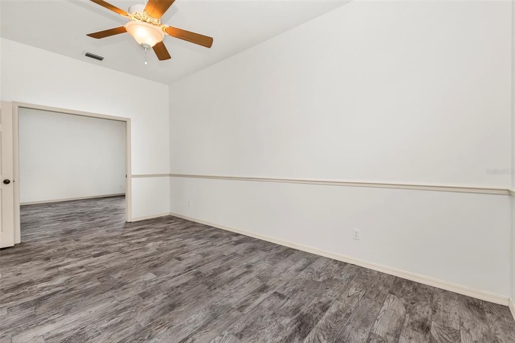 For Sale: $328,000 (3 beds, 2 baths, 1698 Square Feet)