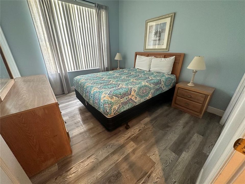 En Venta: $415,000 (4 camas, 2 baños, 1701 Pies cuadrados)