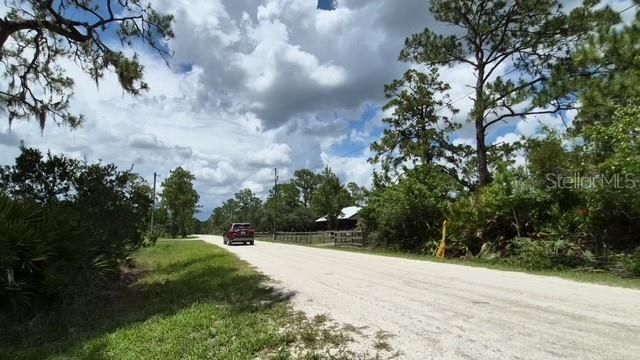 待售: $15,000 (0.23 acres)