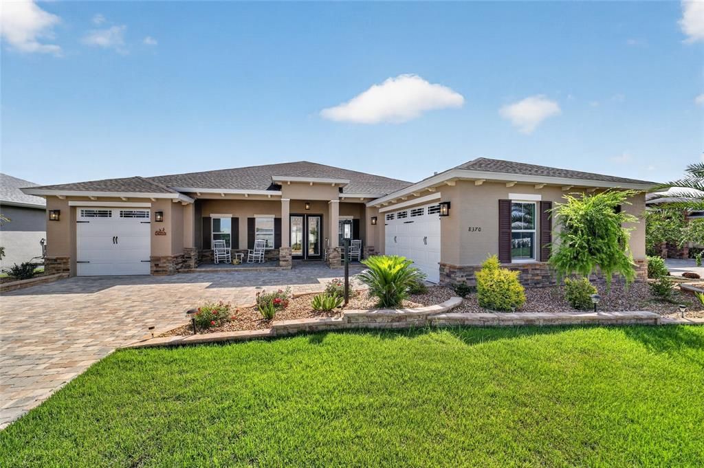 En Venta: $614,000 (3 camas, 3 baños, 2893 Pies cuadrados)