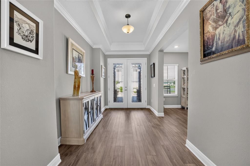 En Venta: $614,000 (3 camas, 3 baños, 2893 Pies cuadrados)