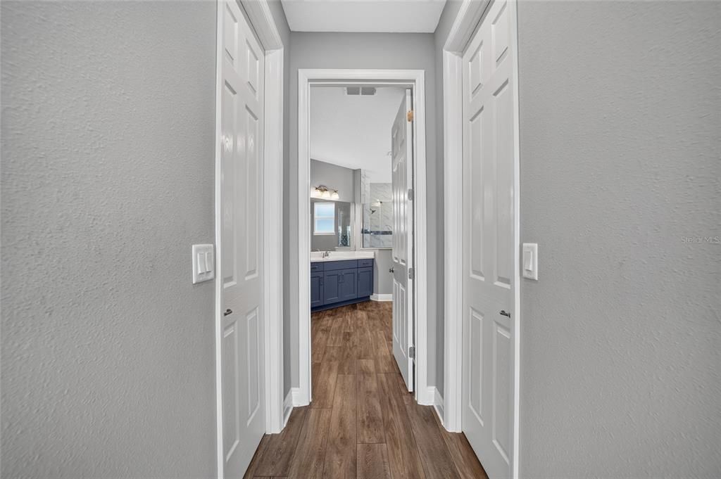 En Venta: $614,000 (3 camas, 3 baños, 2893 Pies cuadrados)