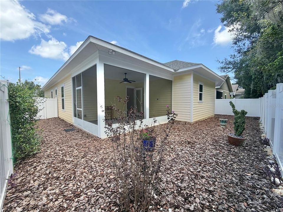 На продажу: $424,900 (3 спален, 2 ванн, 1742 Квадратных фут)