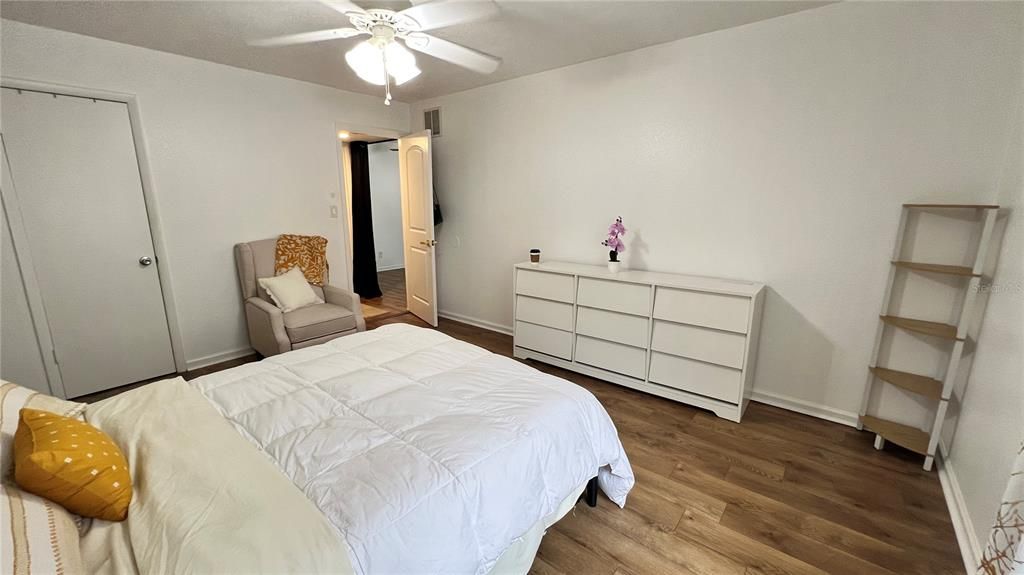 В аренду: $1,600 (2 спален, 2 ванн, 1144 Квадратных фут)