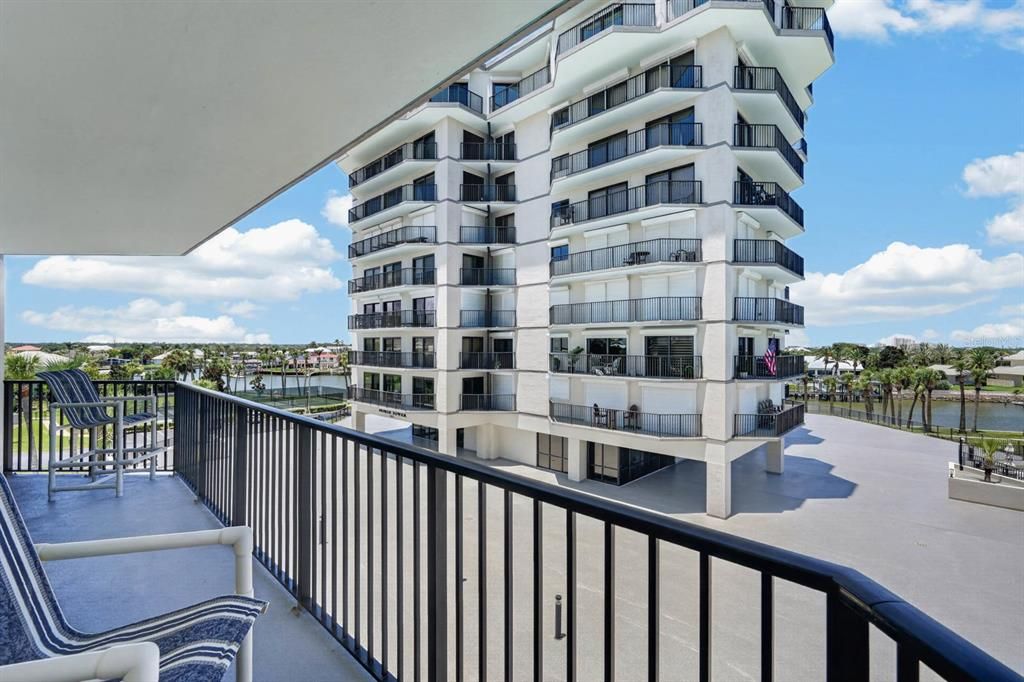 En Venta: $759,000 (2 camas, 2 baños, 1259 Pies cuadrados)