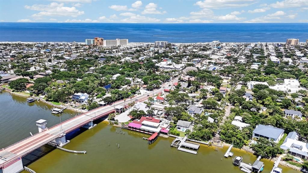 En Venta: $759,000 (2 camas, 2 baños, 1259 Pies cuadrados)