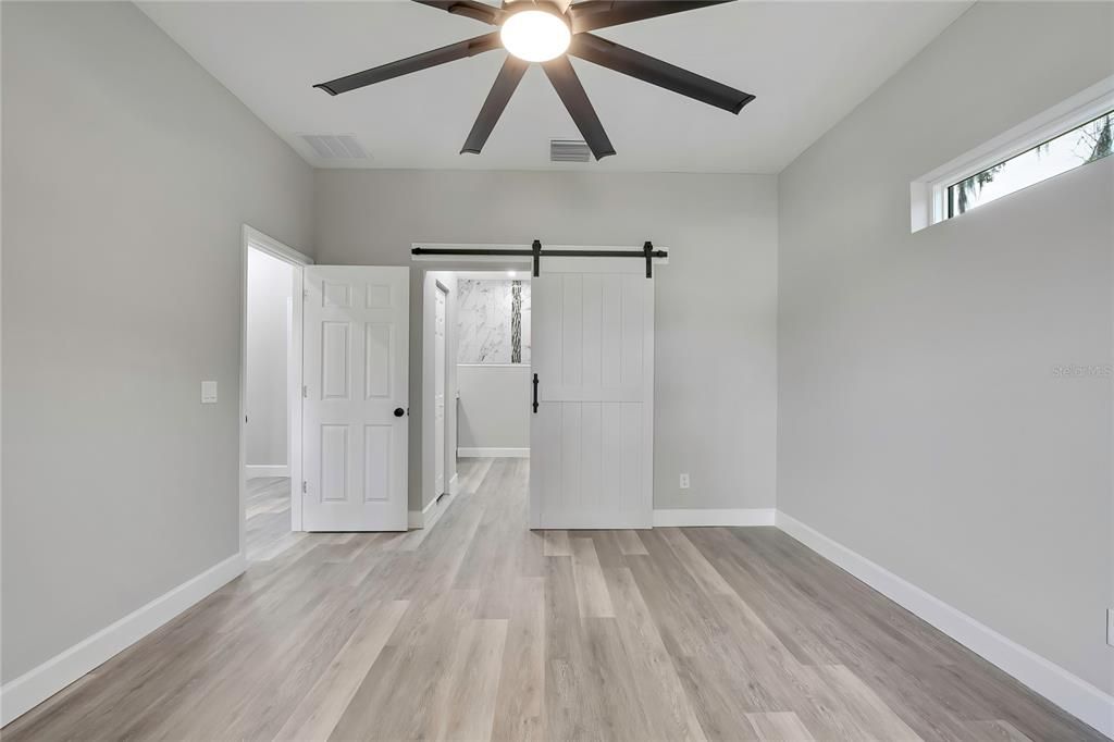 Activo con contrato: $349,900 (3 camas, 2 baños, 1533 Pies cuadrados)