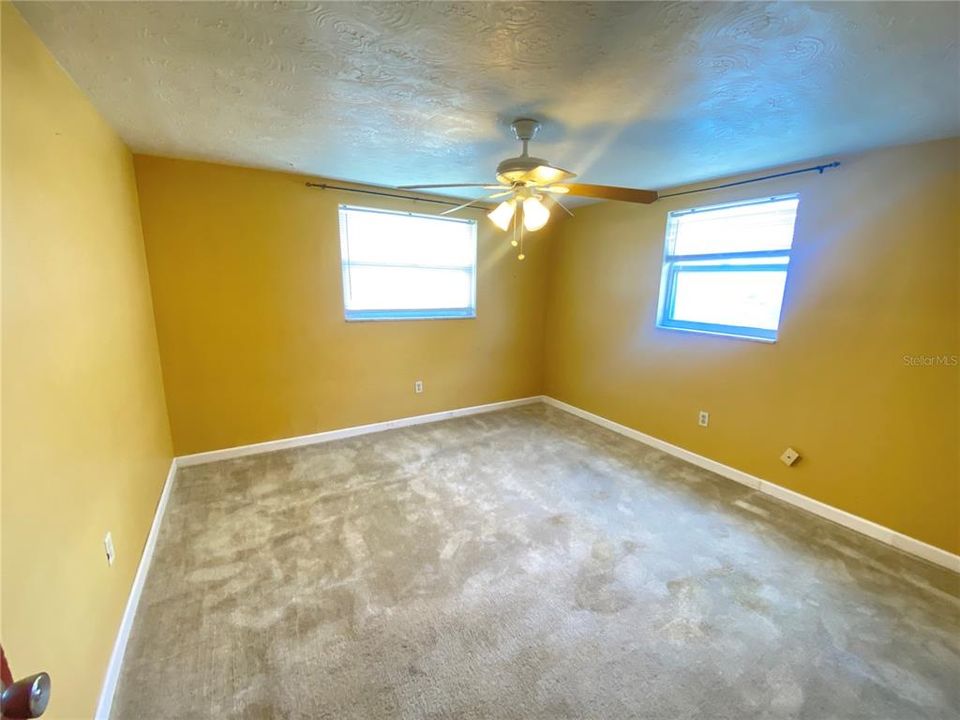В аренду: $1,895 (3 спален, 2 ванн, 1208 Квадратных фут)