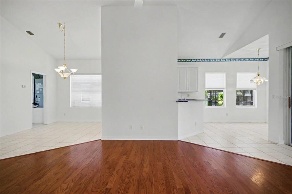 En Venta: $525,000 (3 camas, 2 baños, 1744 Pies cuadrados)