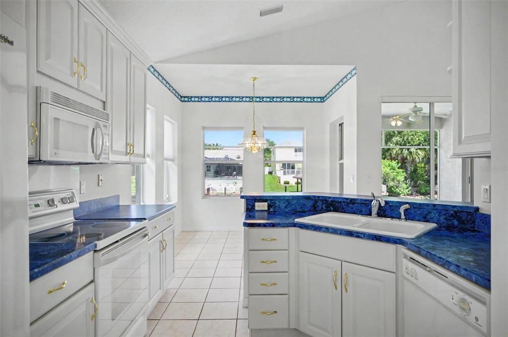 En Venta: $525,000 (3 camas, 2 baños, 1744 Pies cuadrados)
