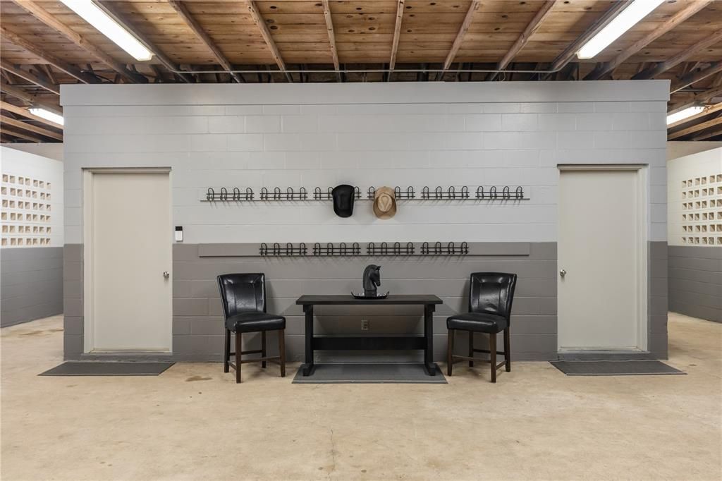 На продажу: $579,900 (5.00 acres)