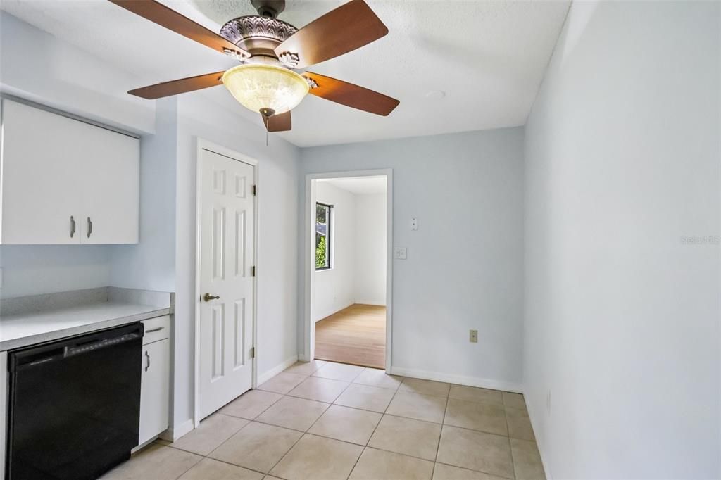 : $179,900 (2 camas, 1 baños, 840 Pies cuadrados)