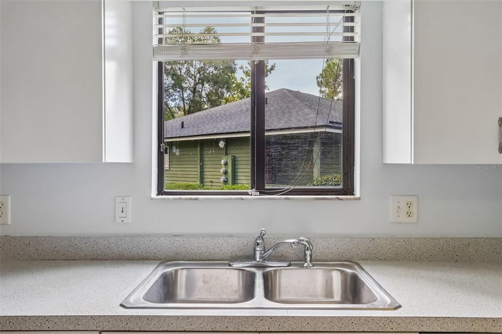 : $179,900 (2 camas, 1 baños, 840 Pies cuadrados)