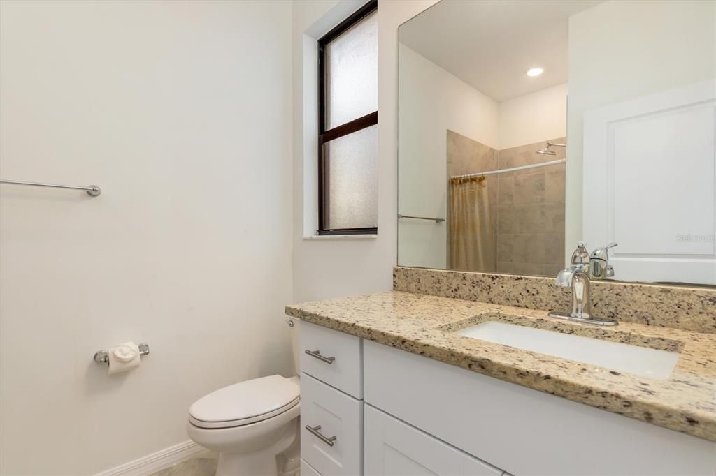 For Sale: $430,000 (3 beds, 3 baths, 2214 Square Feet)
