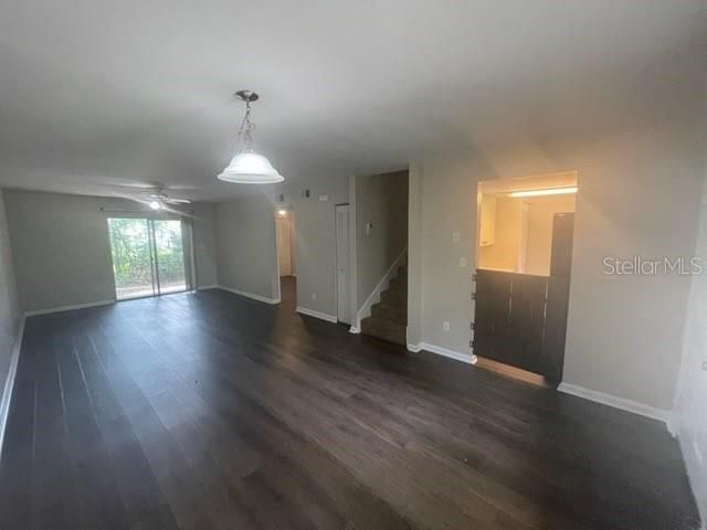 For Rent: $1,500 (3 beds, 2 baths, 1466 Square Feet)