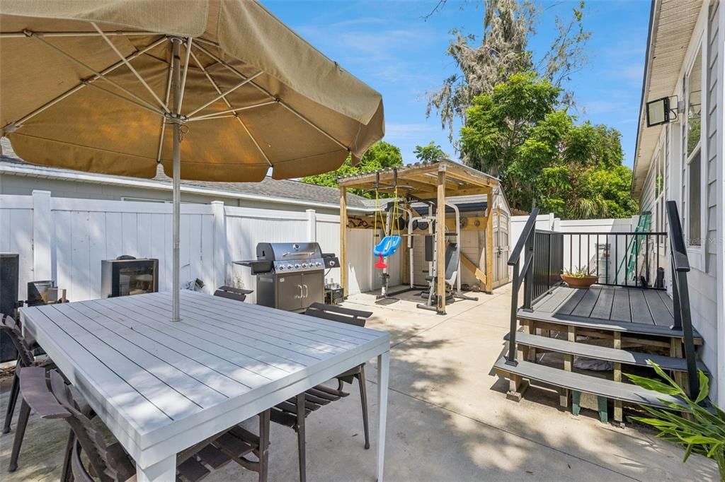 En Venta: $435,900 (3 camas, 2 baños, 2069 Pies cuadrados)