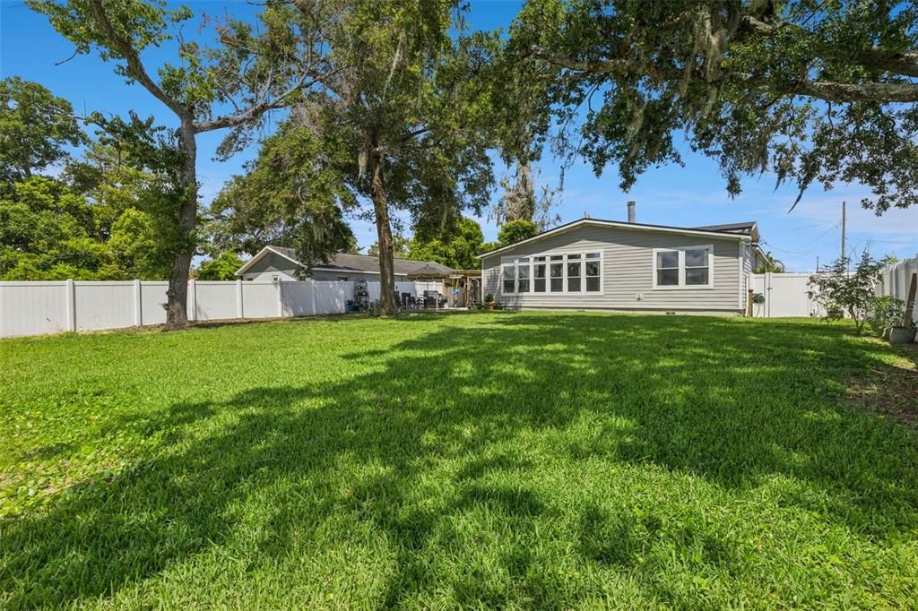 En Venta: $435,900 (3 camas, 2 baños, 2069 Pies cuadrados)