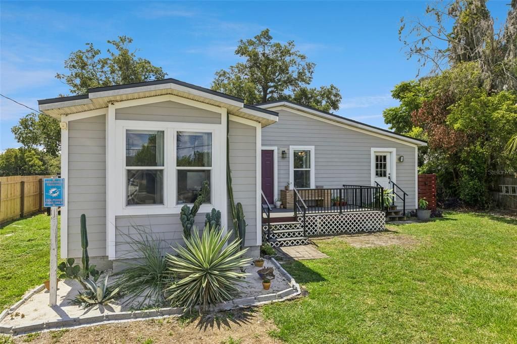 En Venta: $435,900 (3 camas, 2 baños, 2069 Pies cuadrados)