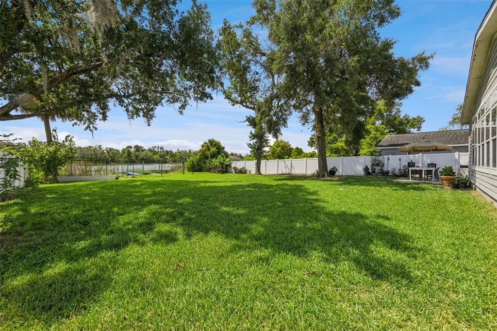 En Venta: $435,900 (3 camas, 2 baños, 2069 Pies cuadrados)