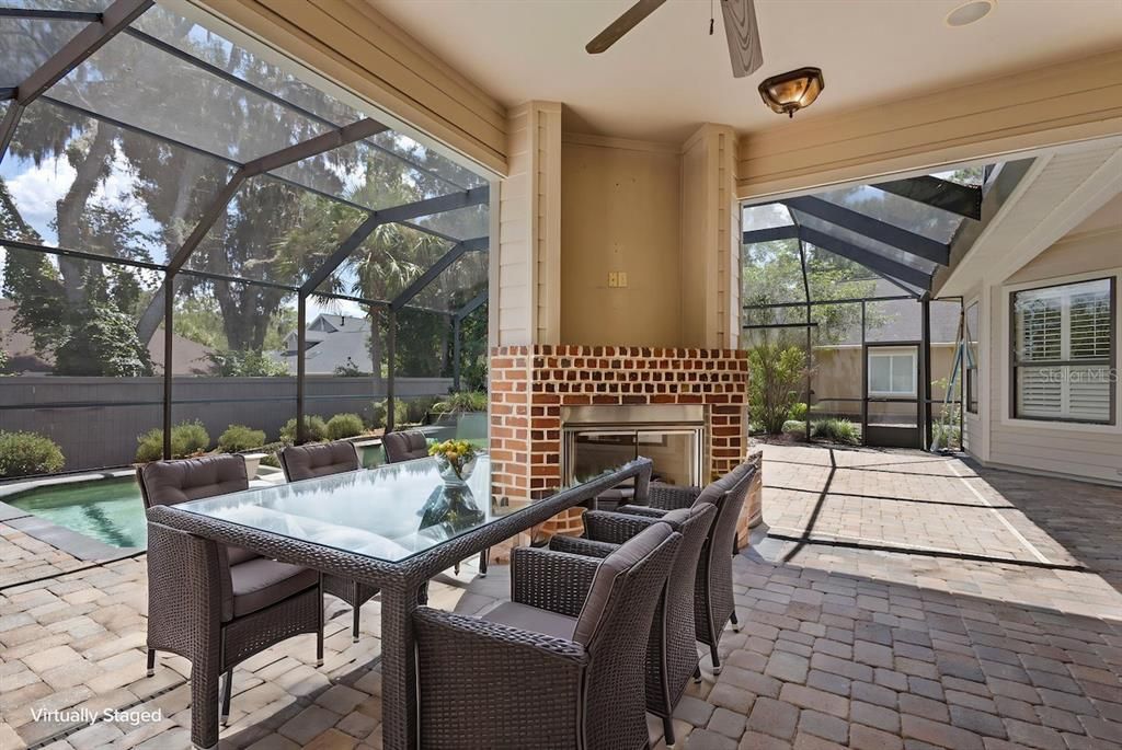 En Venta: $857,000 (4 camas, 4 baños, 3001 Pies cuadrados)