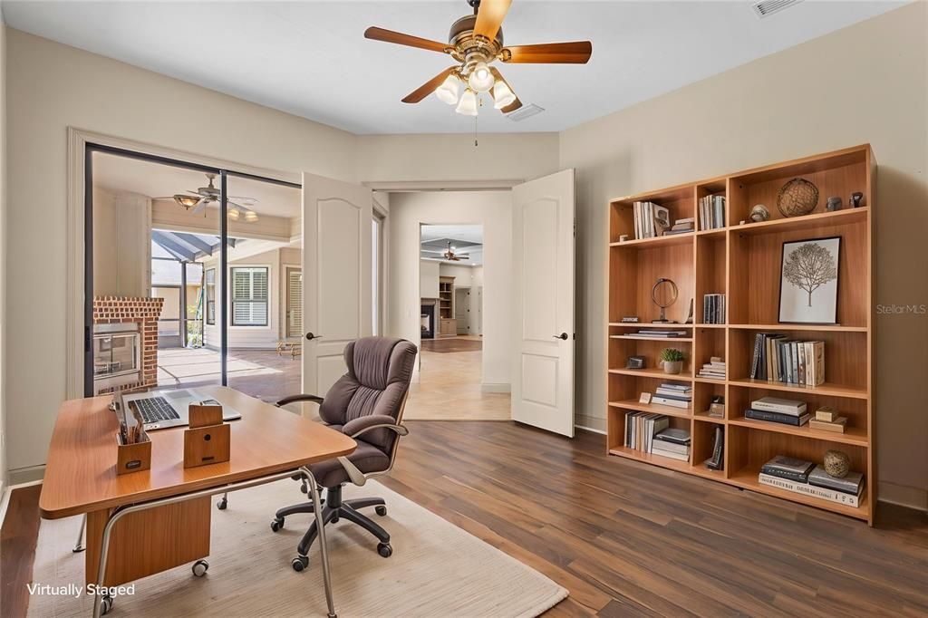 En Venta: $857,000 (4 camas, 4 baños, 3001 Pies cuadrados)