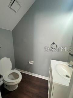 В аренду: $2,600 (2 спален, 2 ванн, 1683 Квадратных фут)