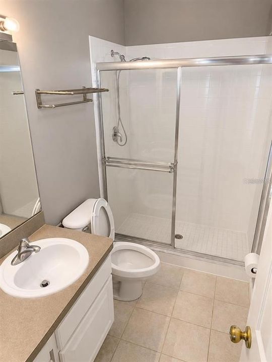 В аренду: $2,600 (2 спален, 2 ванн, 1683 Квадратных фут)