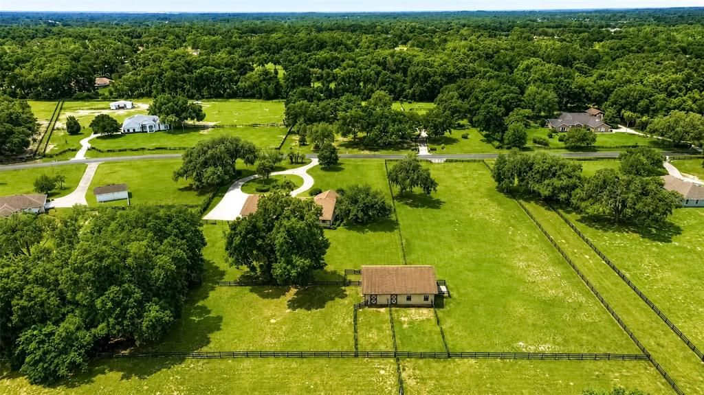 На продажу: $850,000 (4 спален, 3 ванн, 3187 Квадратных фут)