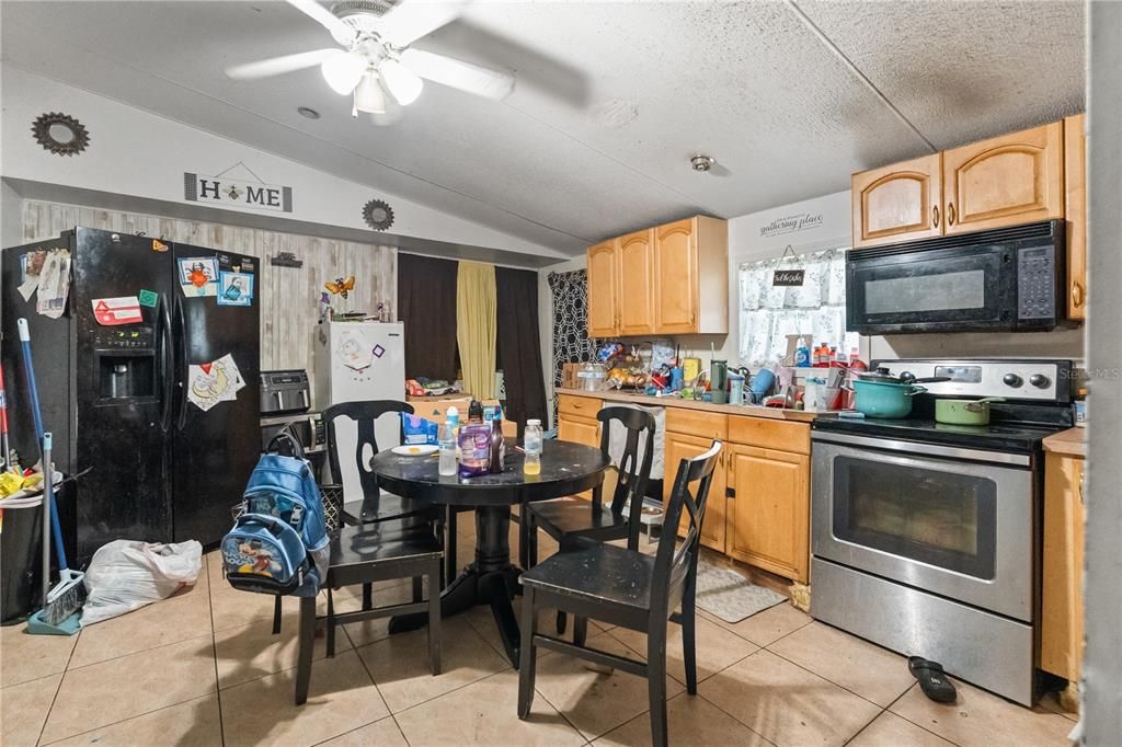 En Venta: $159,990 (3 camas, 2 baños, 1404 Pies cuadrados)