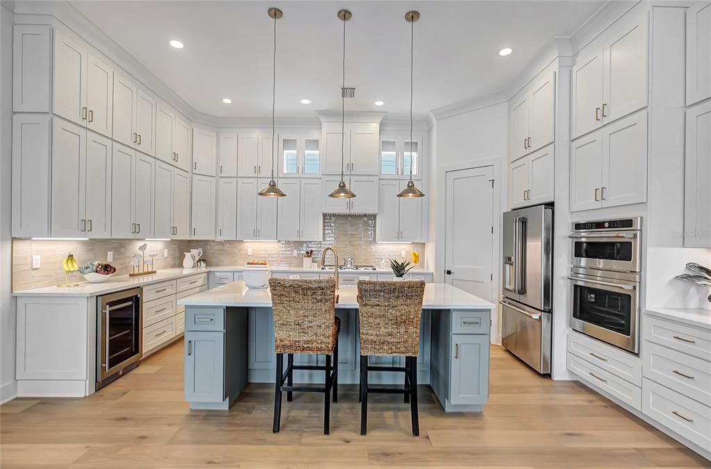 Active With Contract: $2,150,000 (5 beds, 4 baths, 3206 Square Feet)