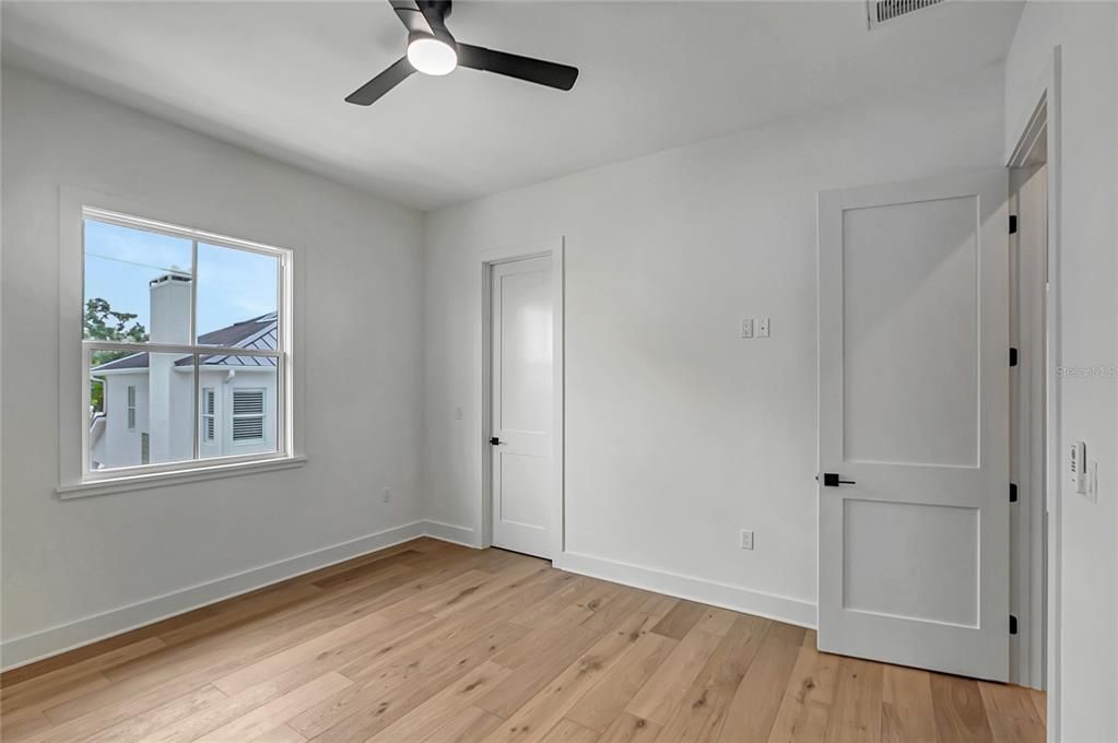 Active With Contract: $2,150,000 (5 beds, 4 baths, 3206 Square Feet)