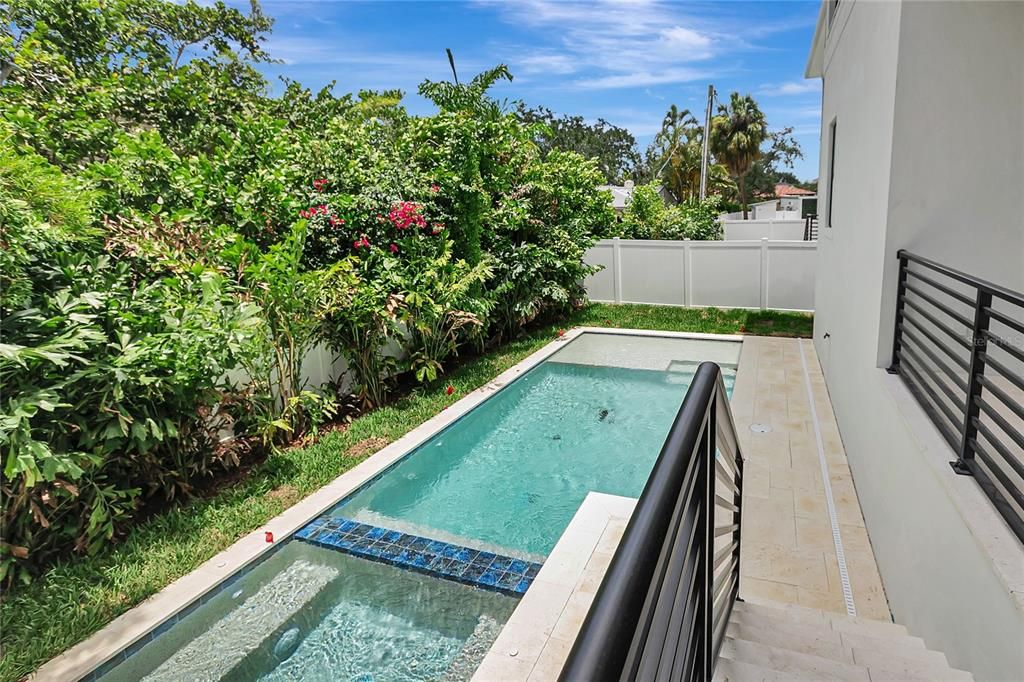 Active With Contract: $2,150,000 (5 beds, 4 baths, 3206 Square Feet)