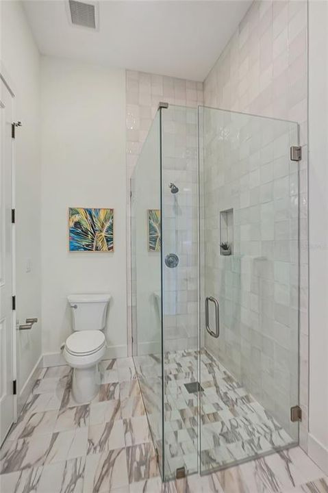 Active With Contract: $2,150,000 (5 beds, 4 baths, 3206 Square Feet)